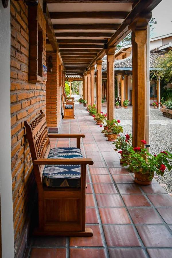 Uzhupud Garden Hotel & Lodge Paute Exterior photo